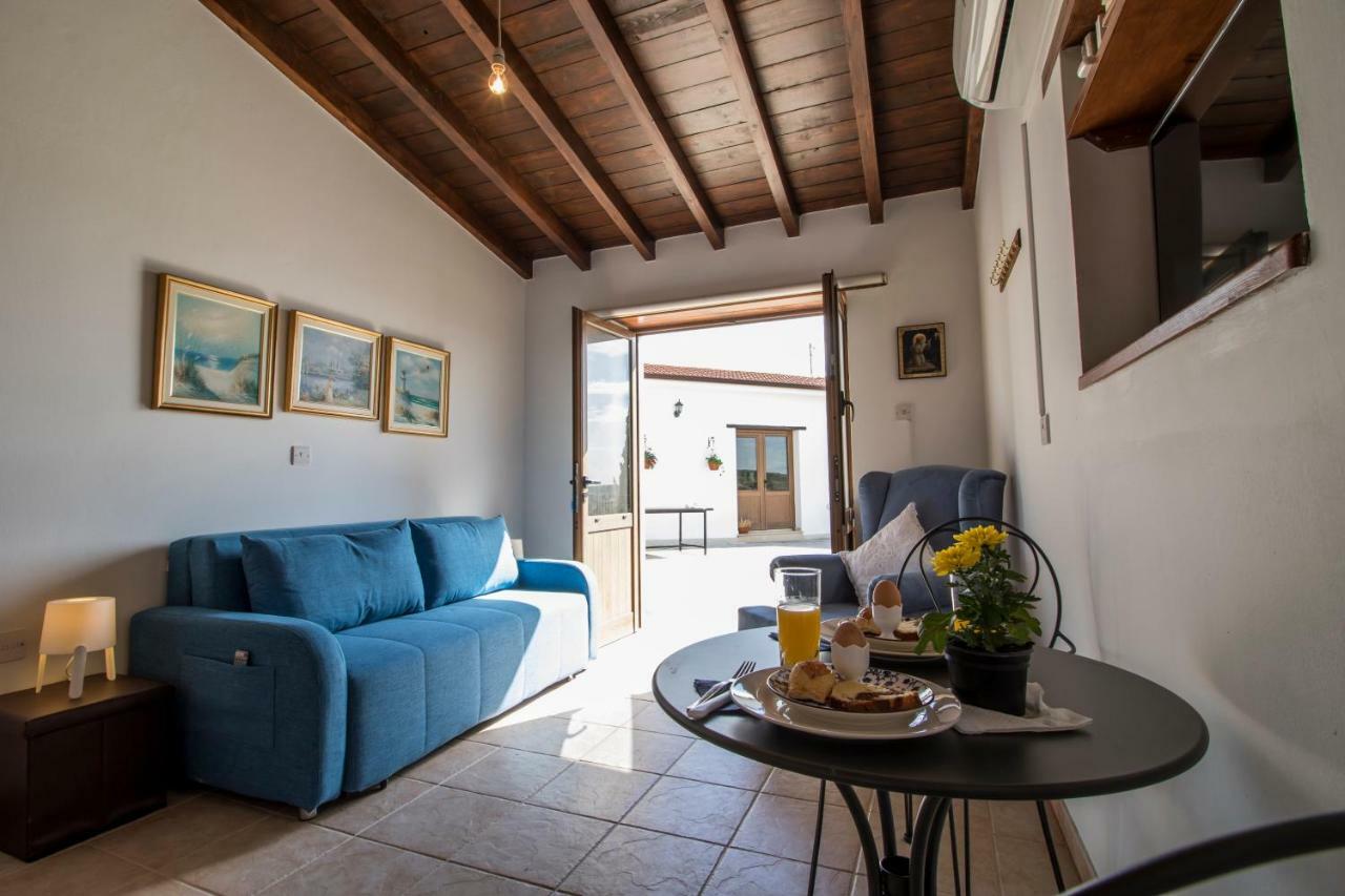 Samareitidos Light Cottage Anaphotia Exterior foto